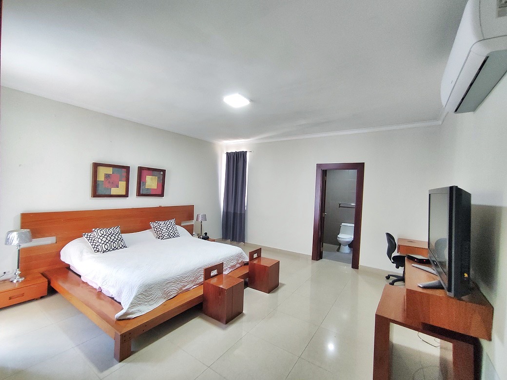 apartamentos - Segundo nivel de venta en La Rosaleda 4
