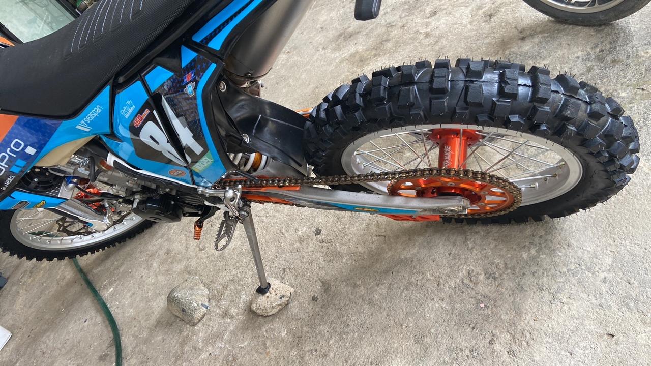 motores y pasolas - Moto 450 3