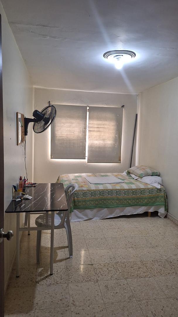 habitaciones y viviendas compartidas - Habitación amueblada en apartamento compartido 0