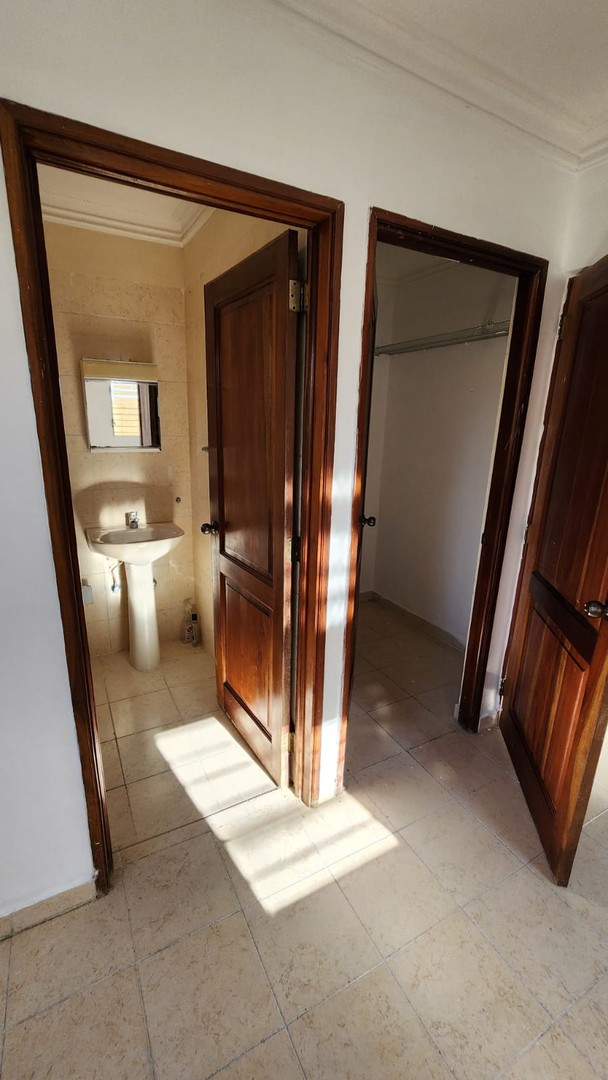 apartamentos - APARTAMENTO EN VENTA EN SANTO DOMINGO 4