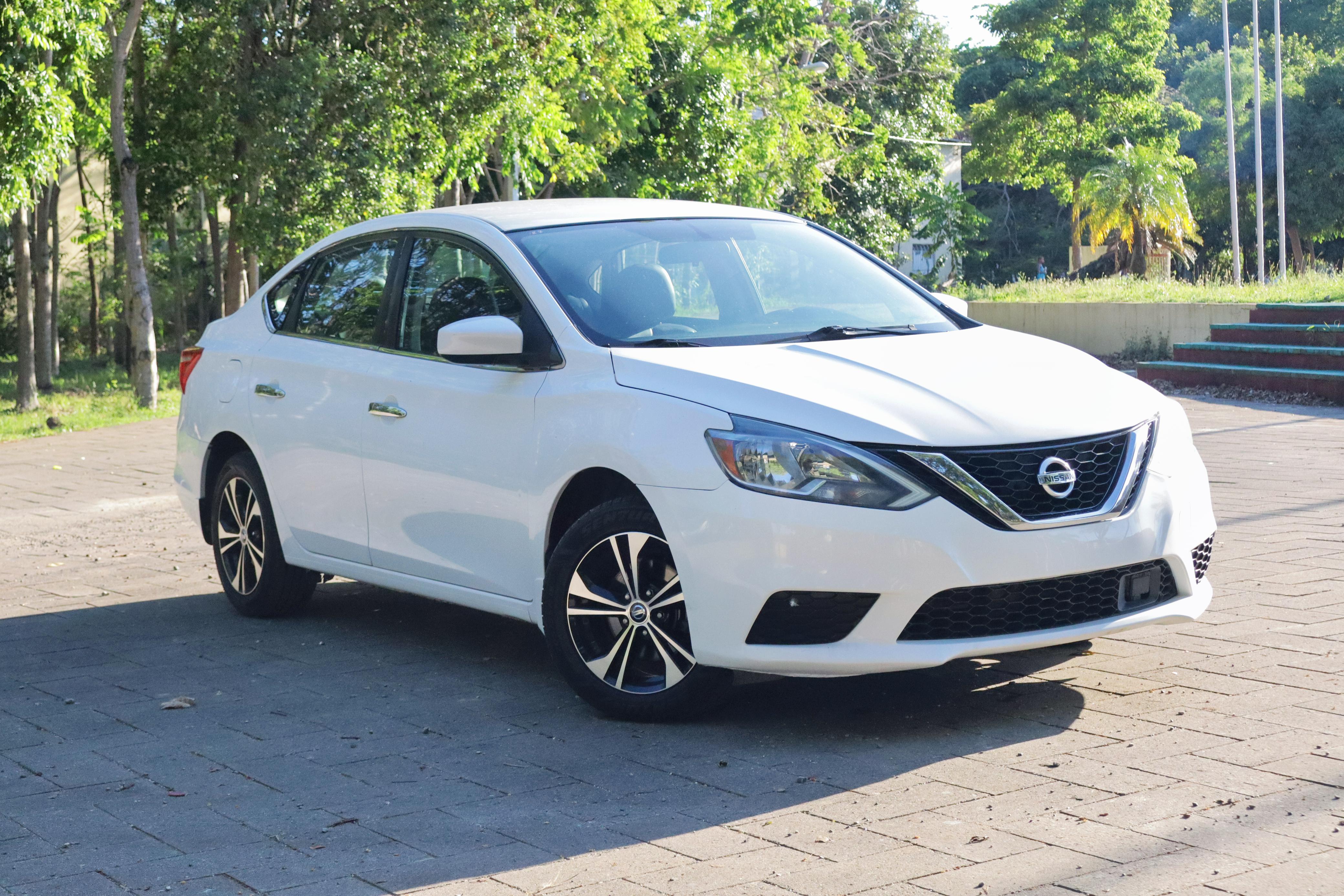 carros - Verlo es comprarlo Nissan sentra S 2019 excelente condiciones clean carfax  0