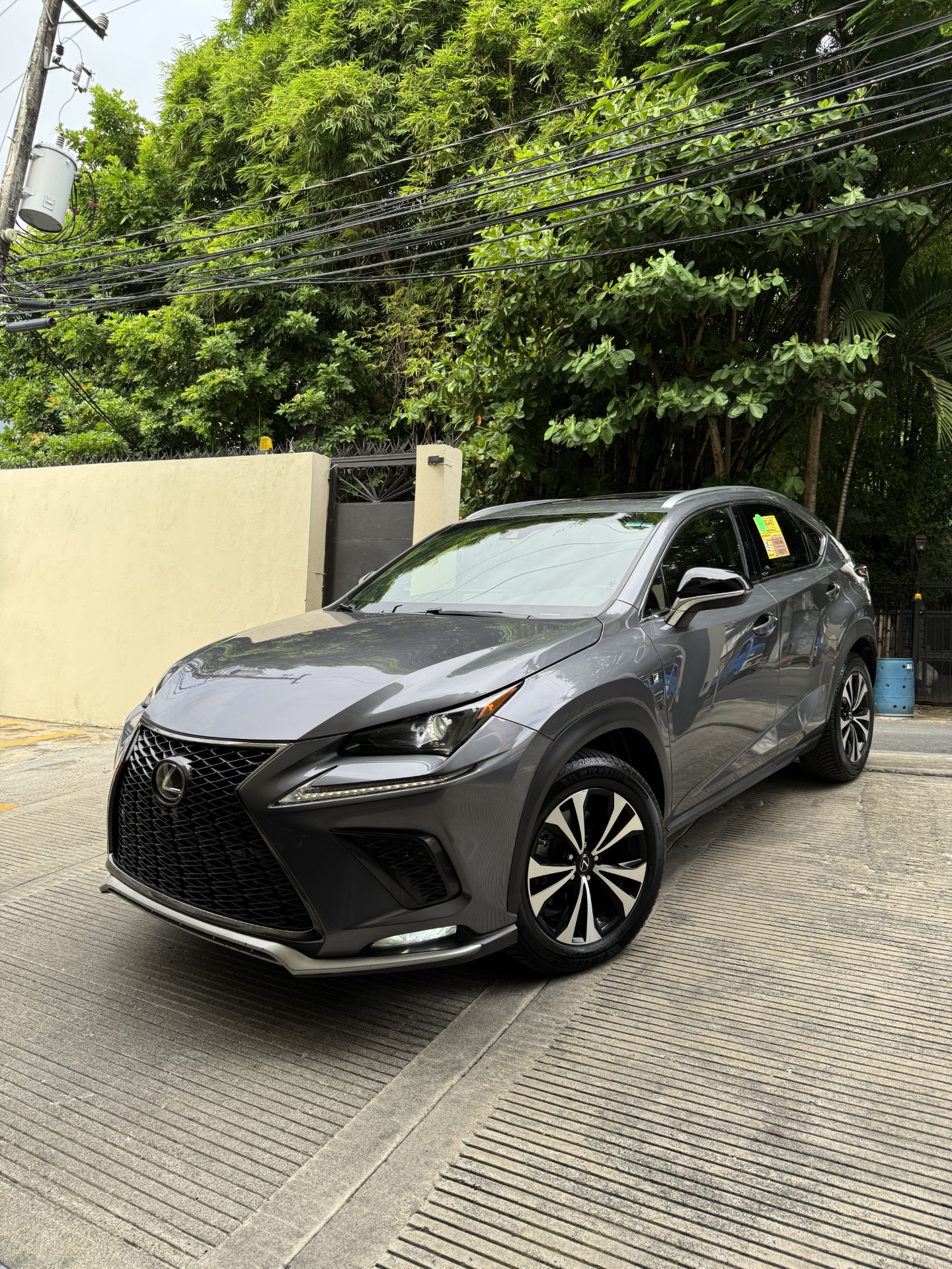 jeepetas y camionetas - Lexus NX 300 F Sport  0