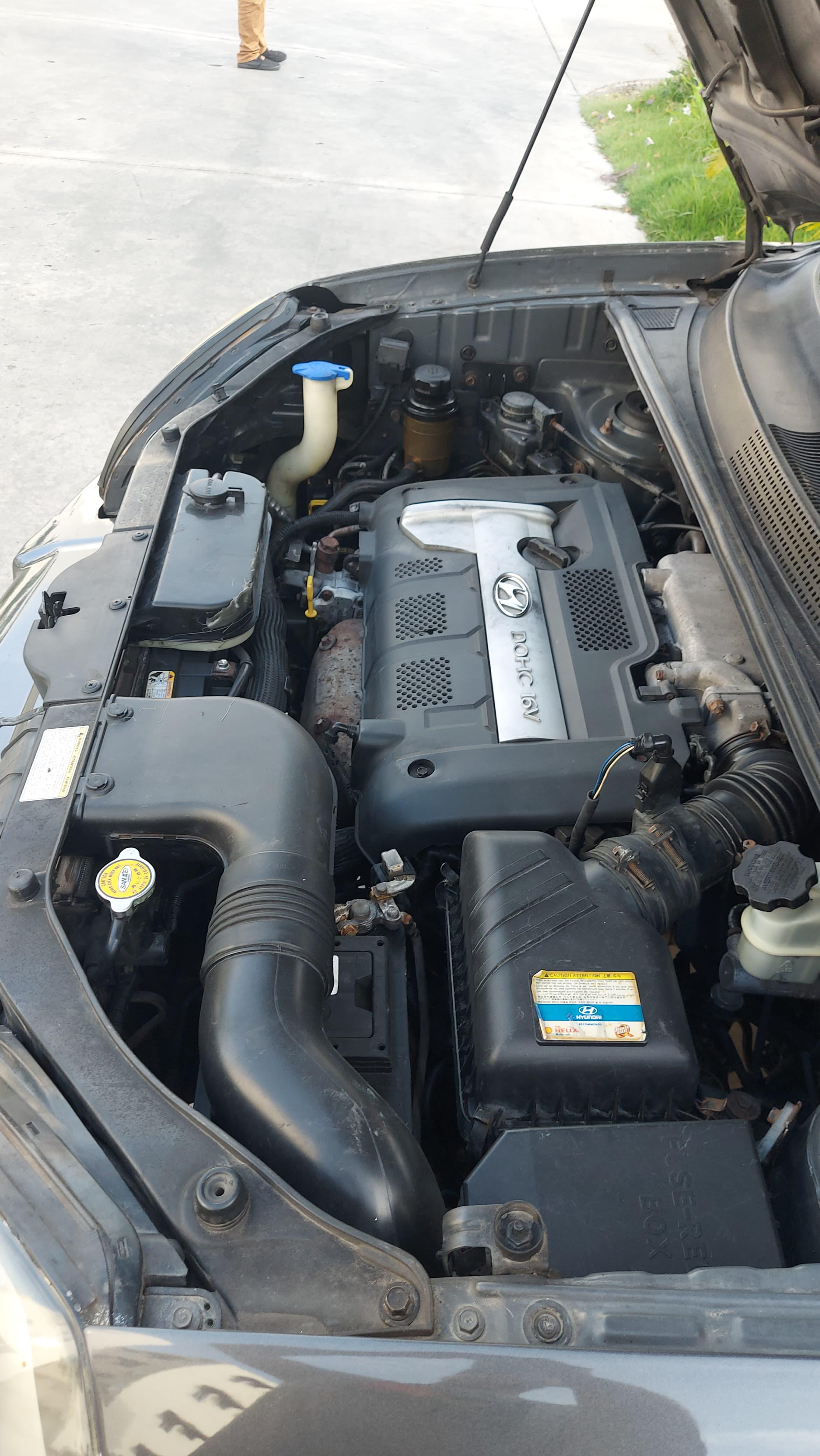 jeepetas y camionetas - Hyundai Tucson motor DOHC  8