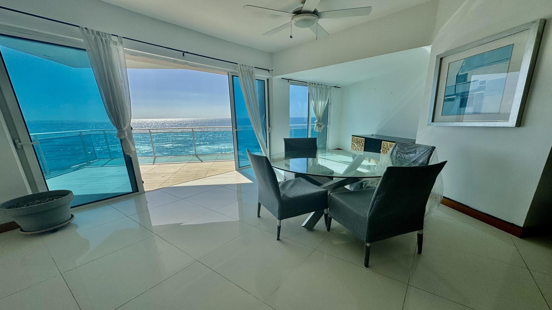 apartamentos - Apartamento de 2 habitaciones moderno frente al mar, Malecon 1