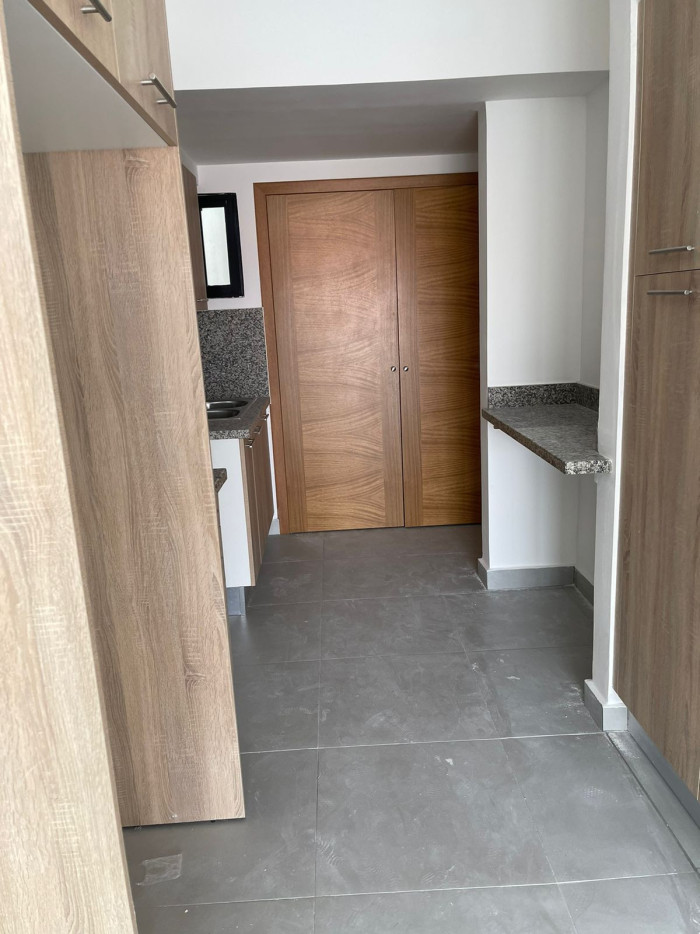 apartamentos - 🏢 Alquiler Apartamento en Evaristo Morales. 2