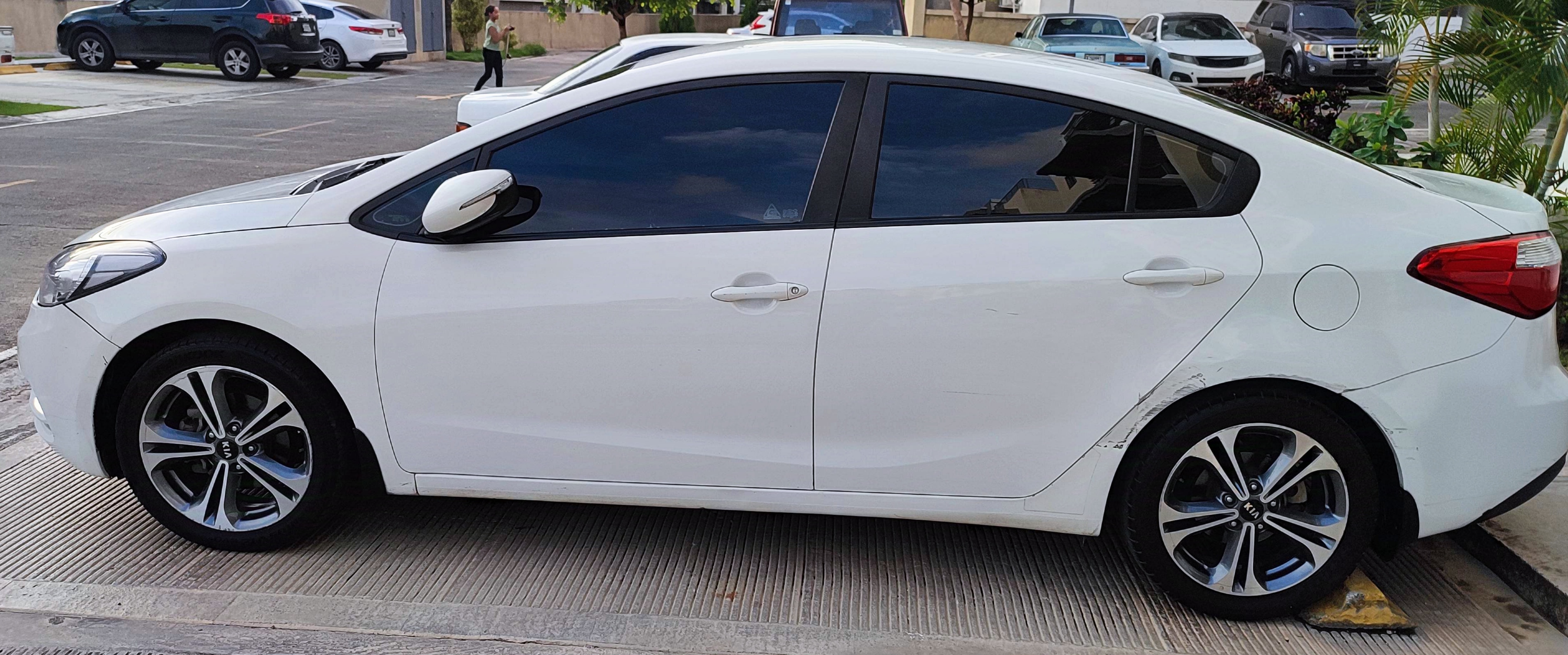 carros - Kia Cerato (Forte) 2017, Motor Dohc 6