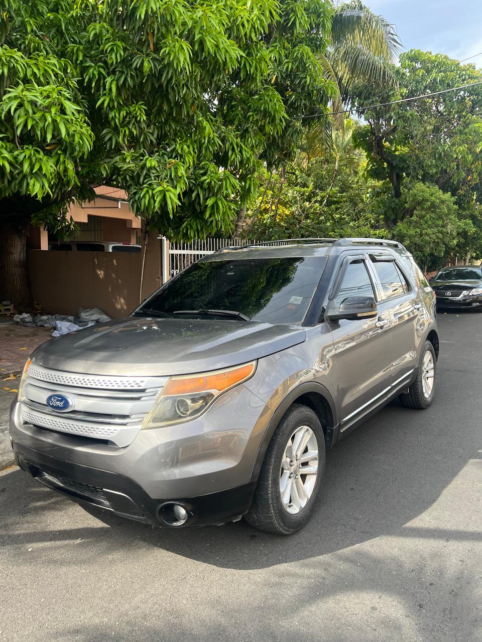 jeepetas y camionetas - Vendo Ford explorer XLT 2011 3