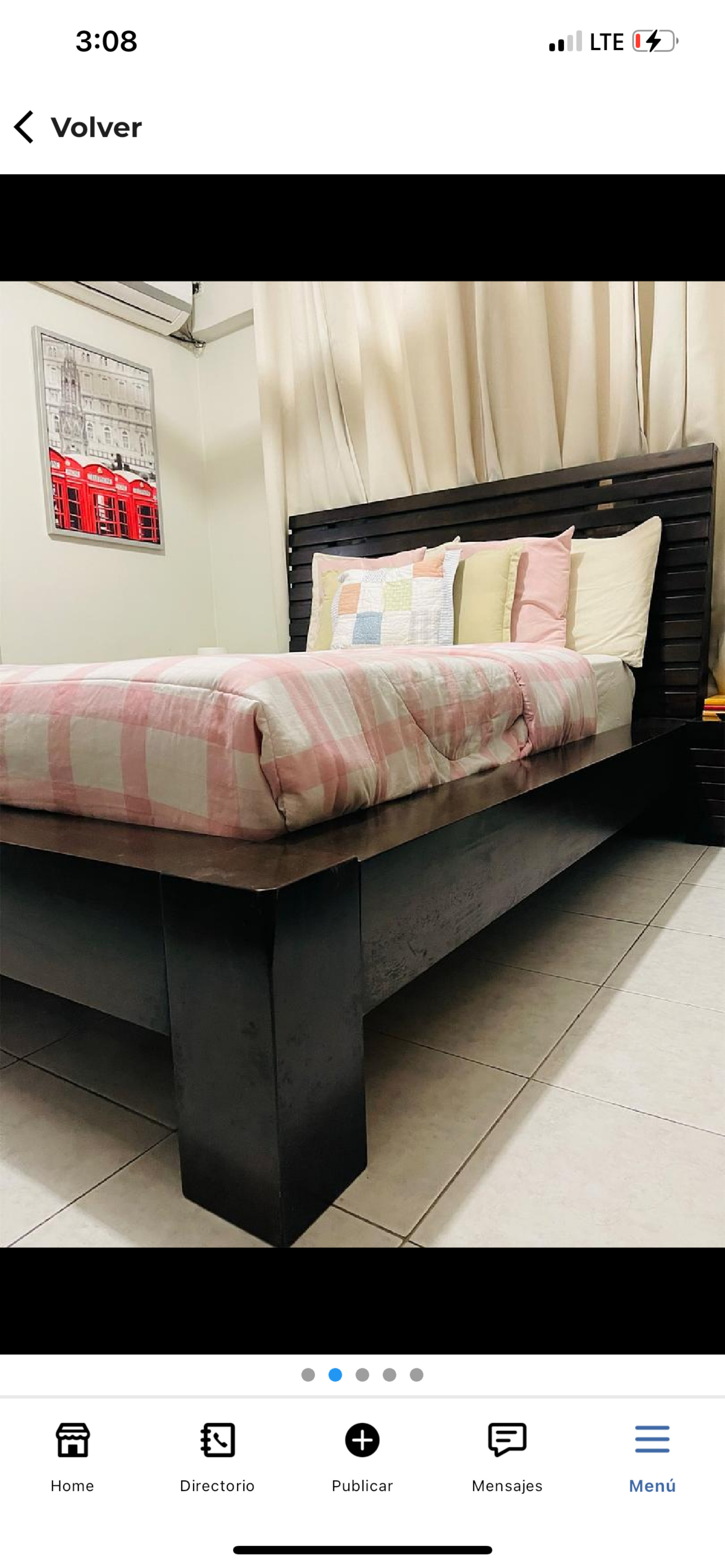 muebles y colchones - cama y colchón de Almacenes Unidos con dos mesas de noche 1