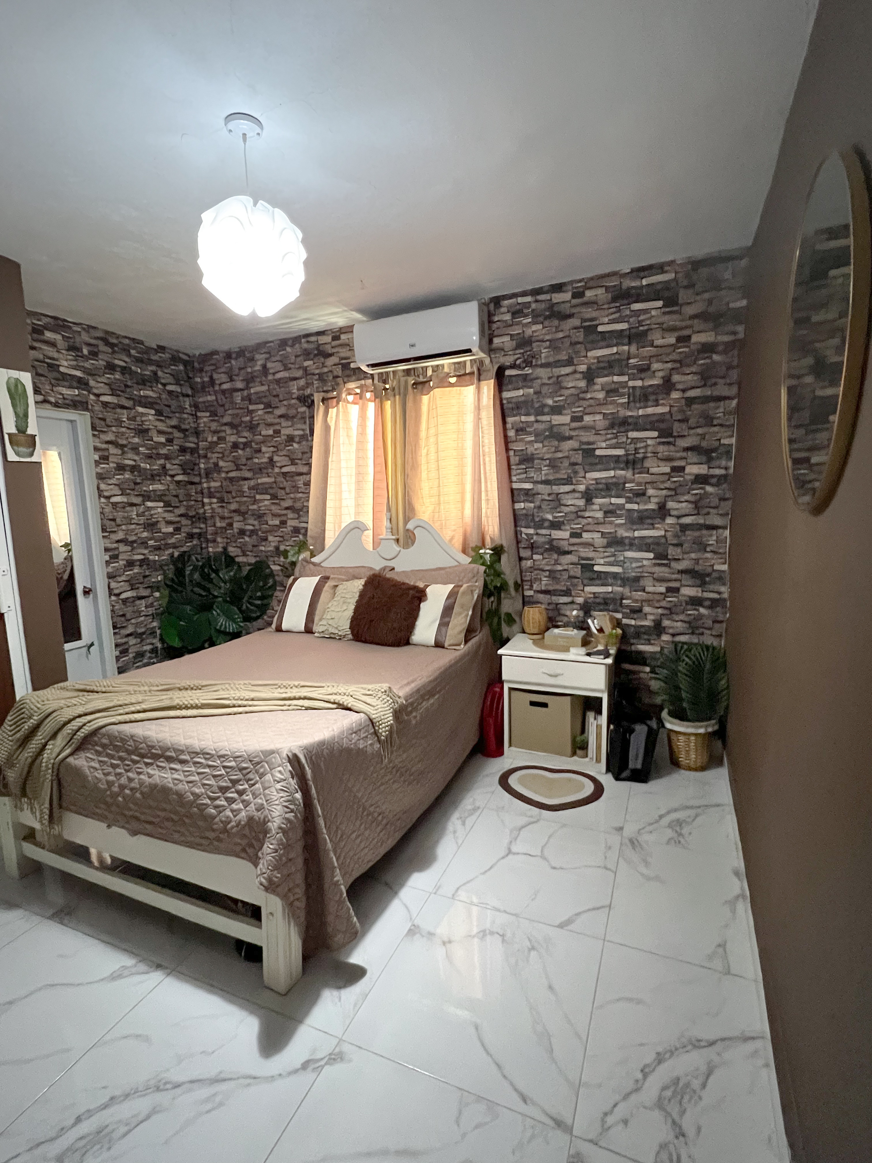 casas - SE VENDE CASA CON LOCALES COMERCIALES  10