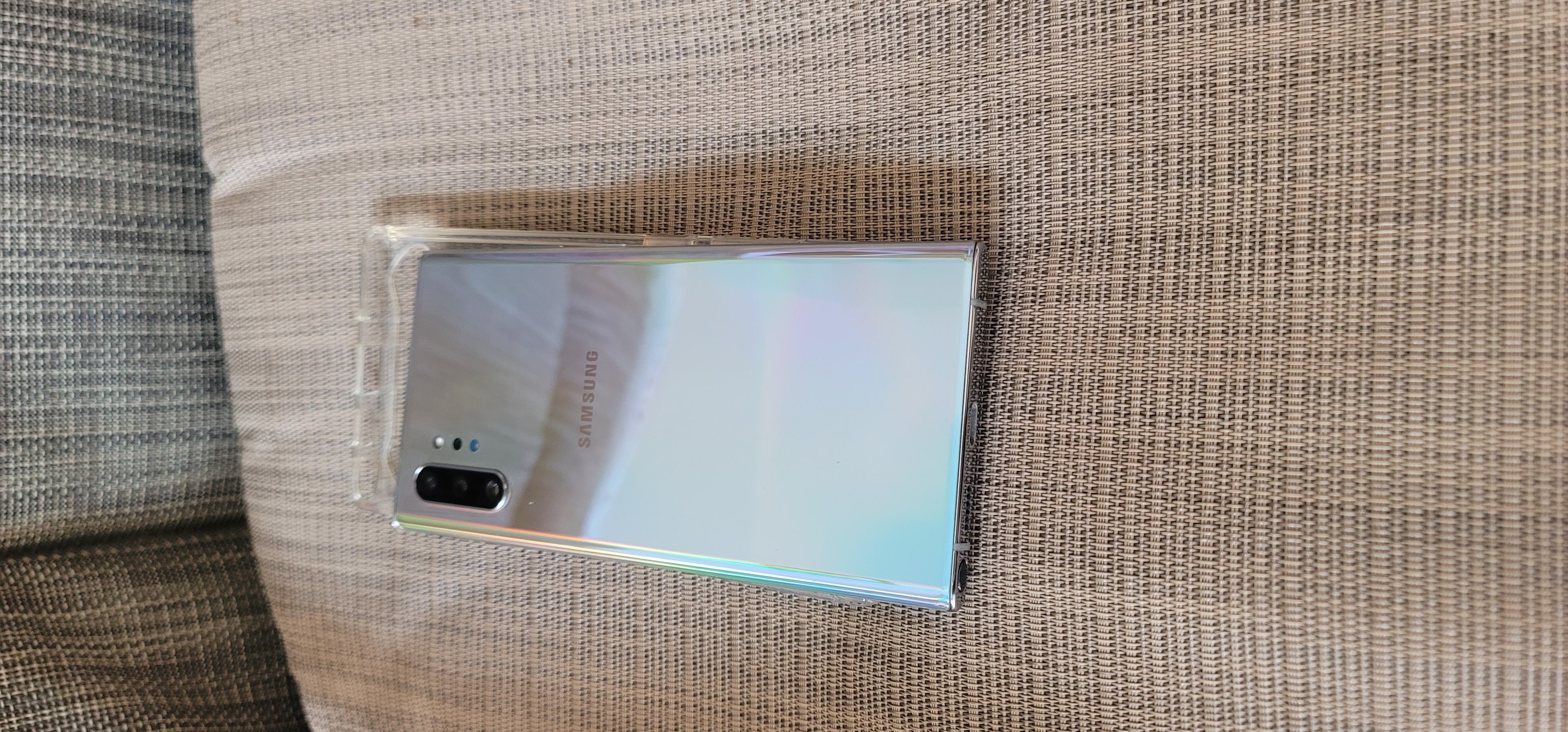 celulares y tabletas - Samsung Note 10 plus. Totalmente nuevo 3