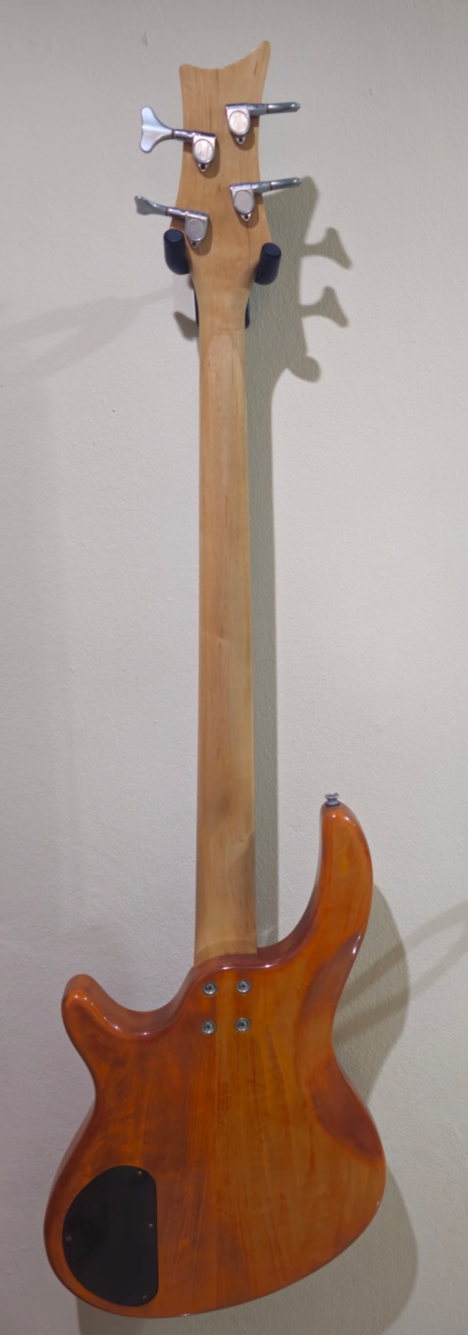 instrumentos musicales - Bajo de 4 cuerdas Dean Edge 2