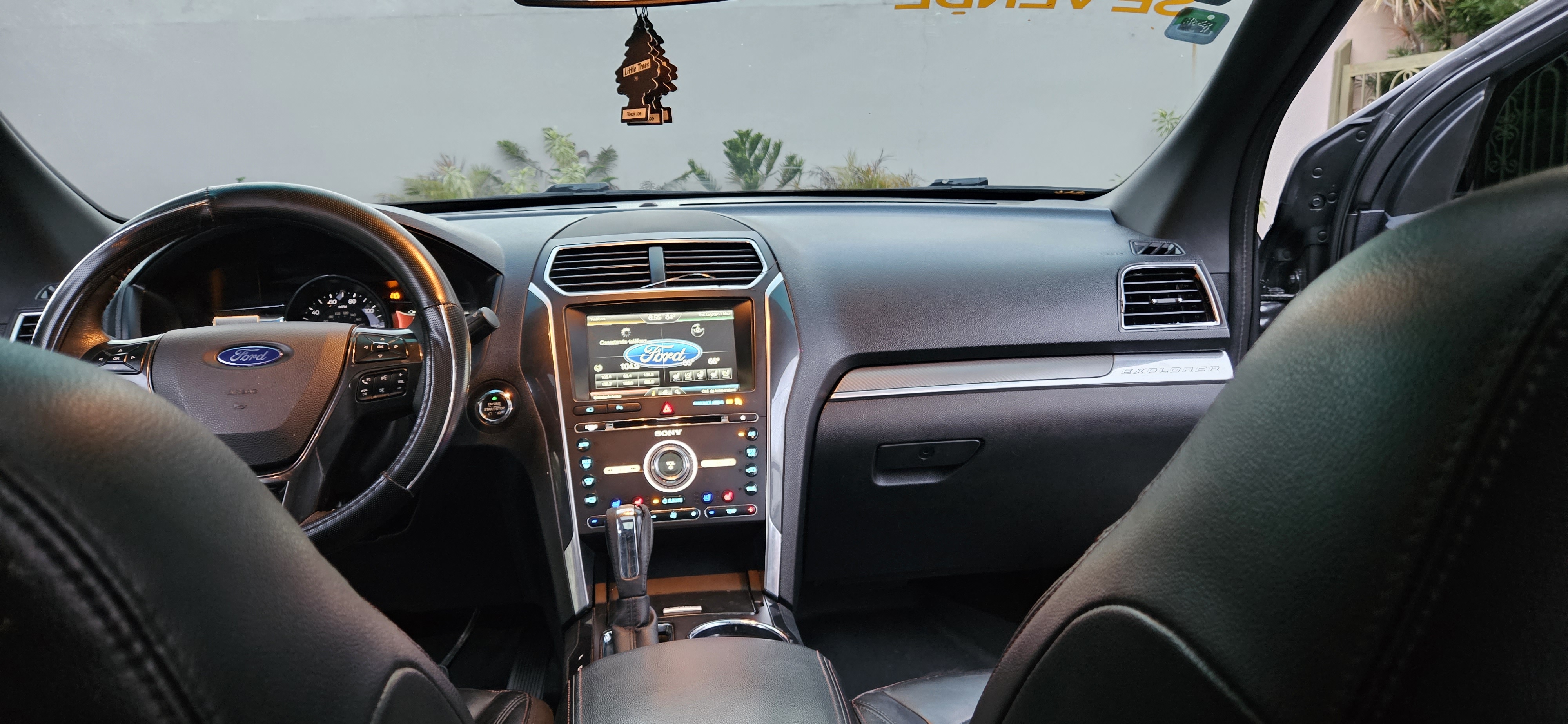 jeepetas y camionetas - Ford Explorer sport Panorámica  6