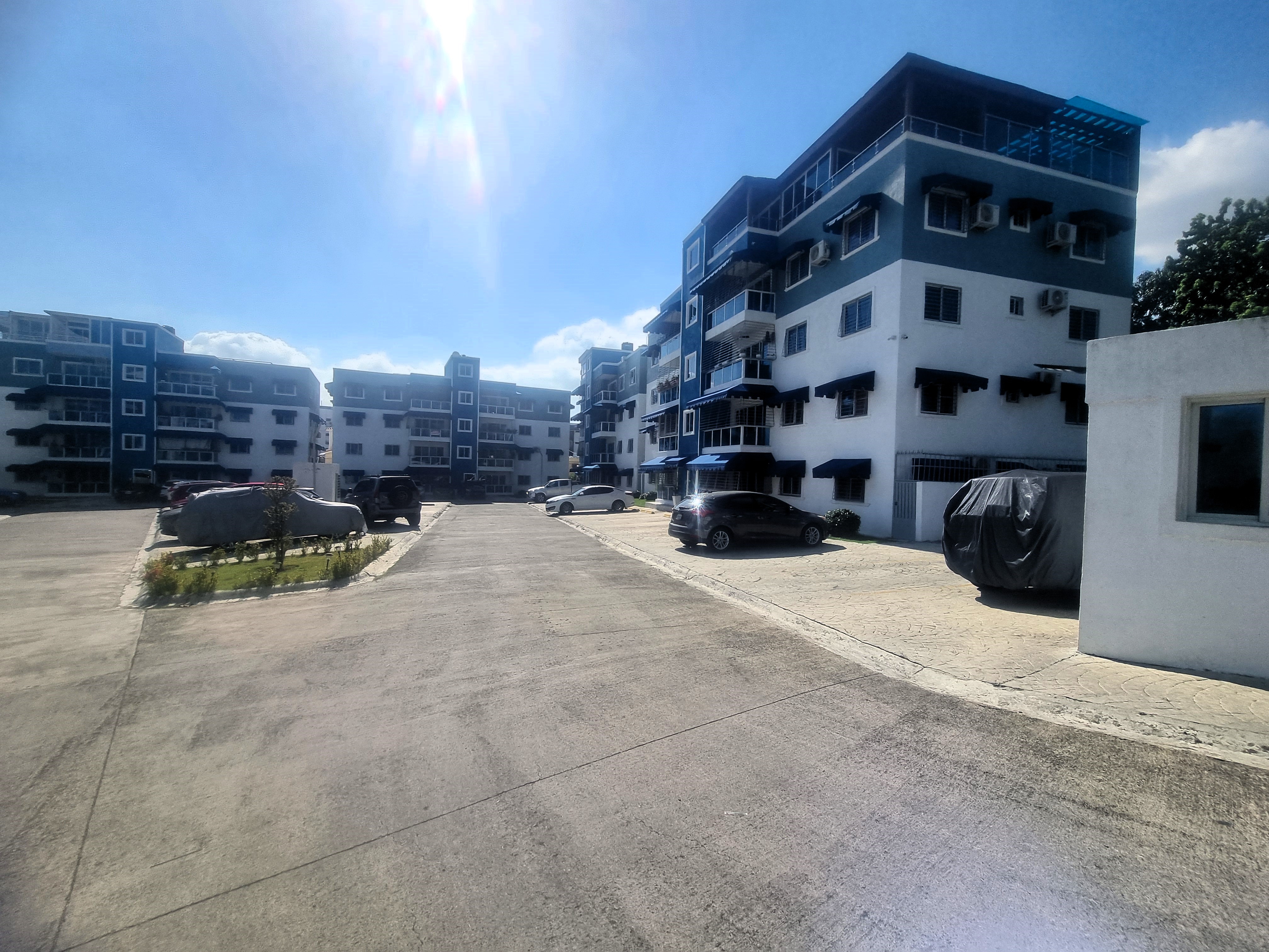 apartamentos - APARTAMENTO EN VENTA EN ALTO DE ARROYO HONDO 3 HAB 9
