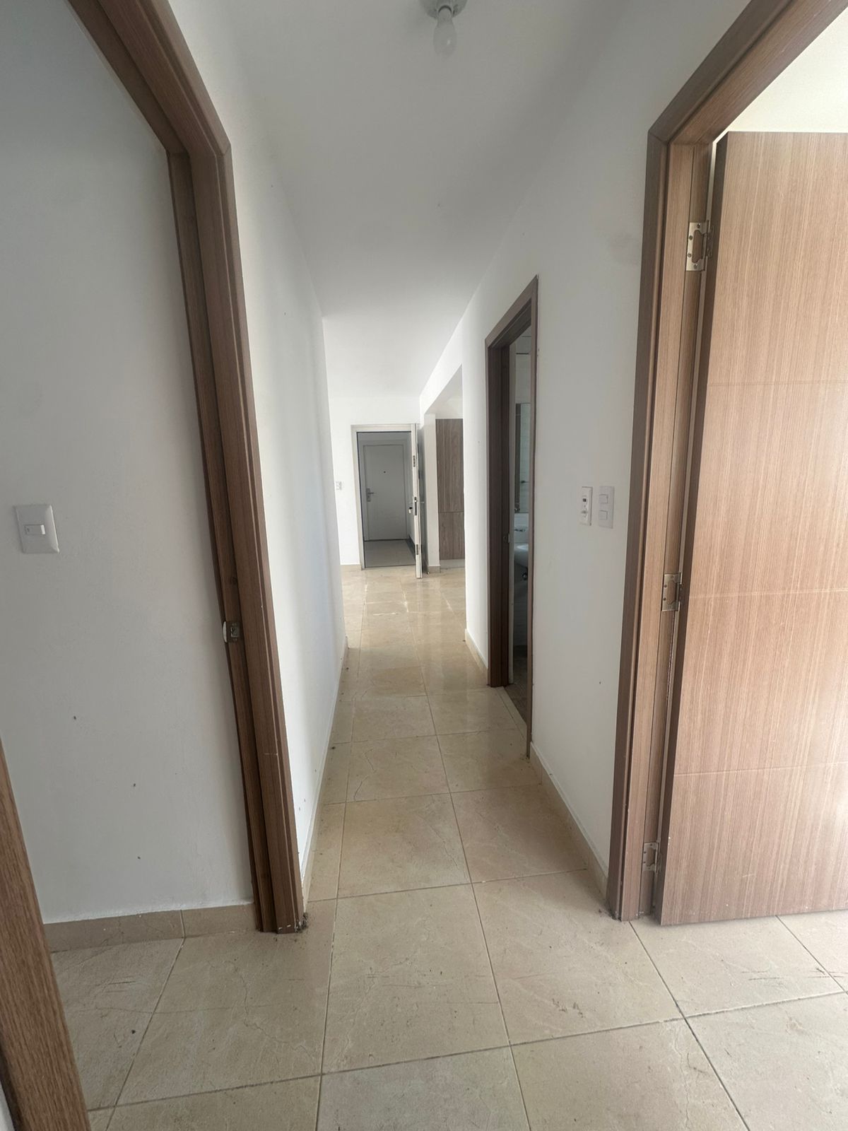 apartamentos - MODERNA CASA EN VENTA EN CARRETERA SANTIAGO-LICEY. 1