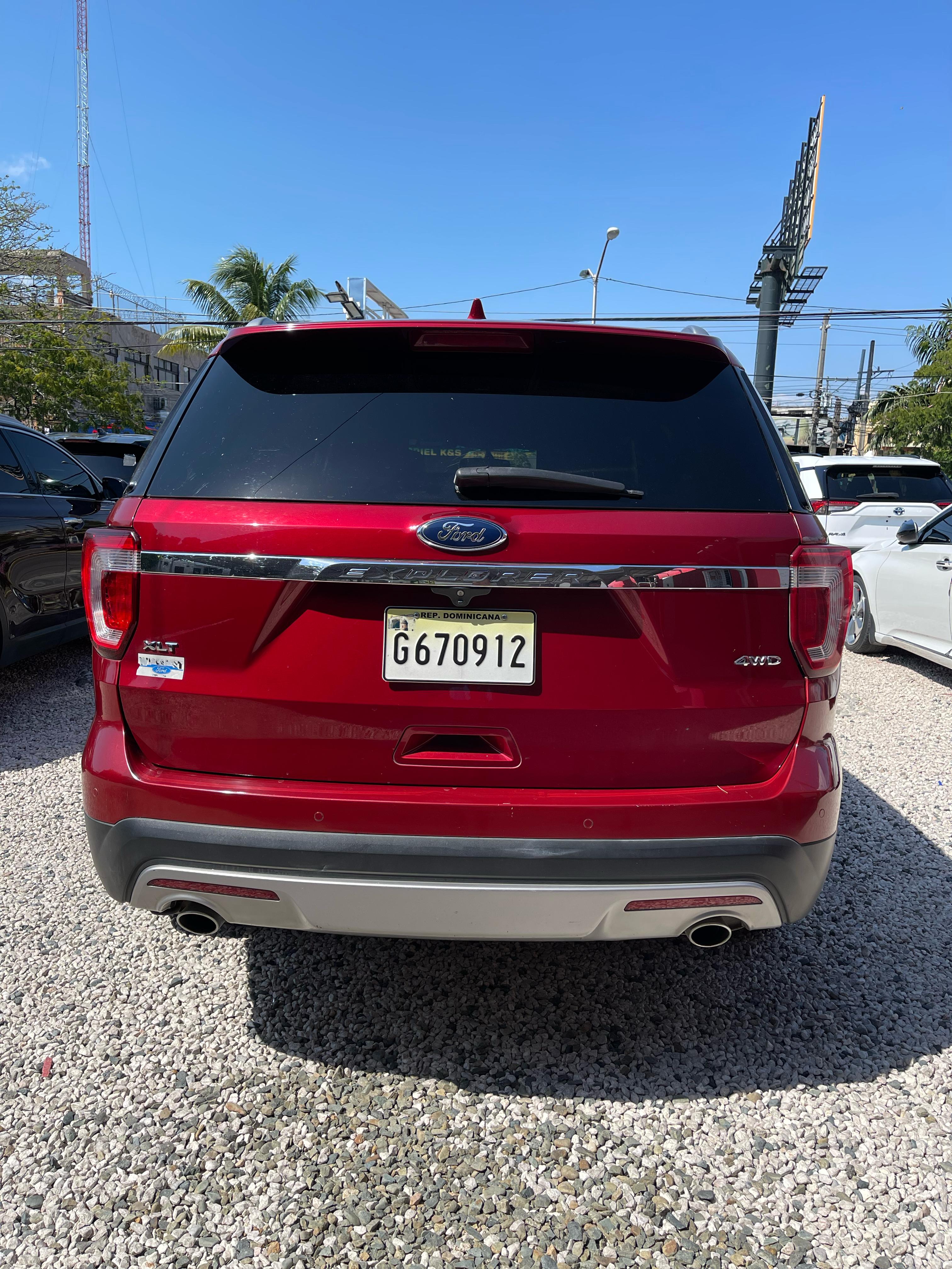 jeepetas y camionetas - Ford Explorer XLT 2017 6