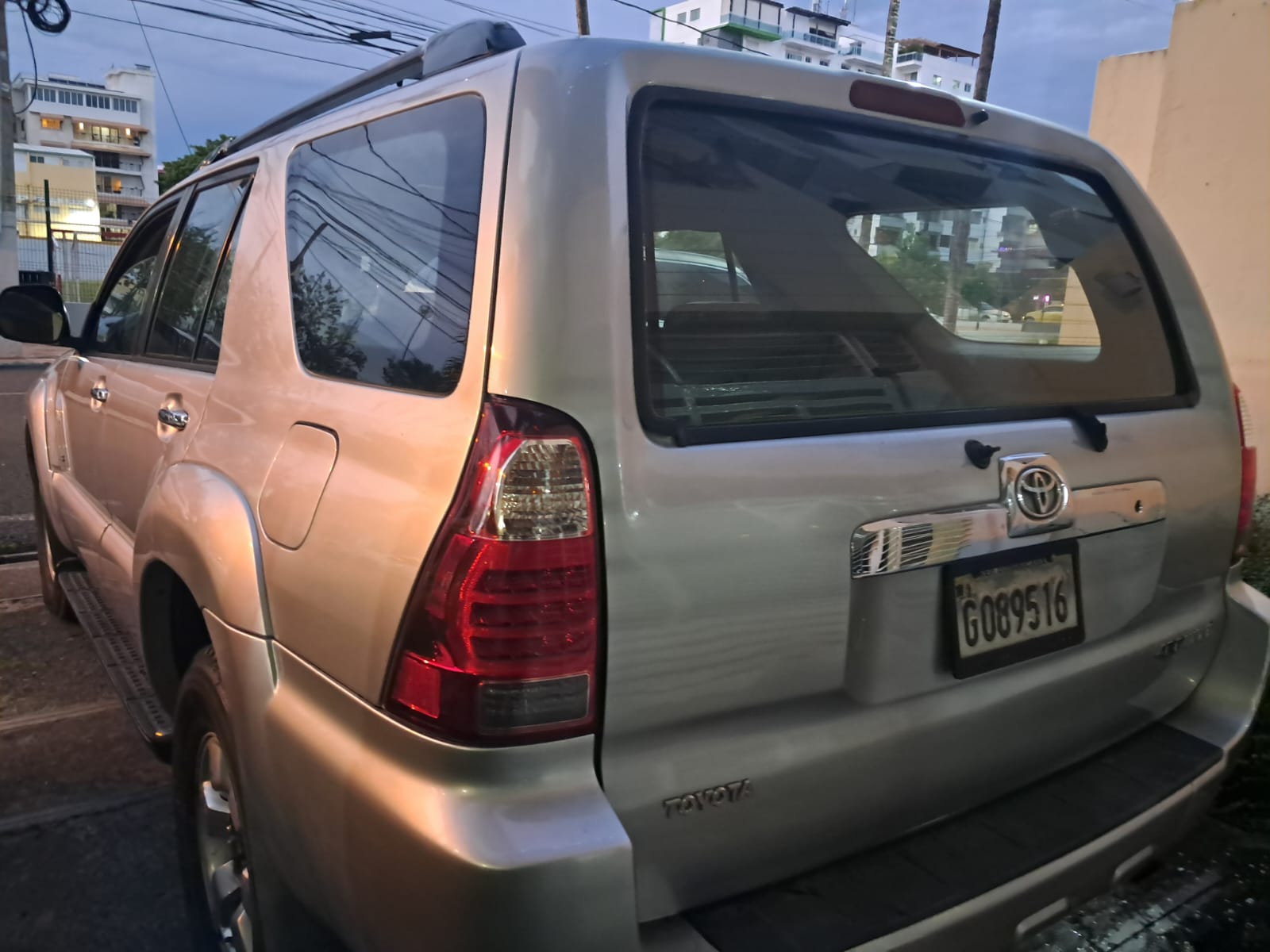 jeepetas y camionetas - Toyota 4Runer 2008 como nueva, nueva, unica dueña, 1