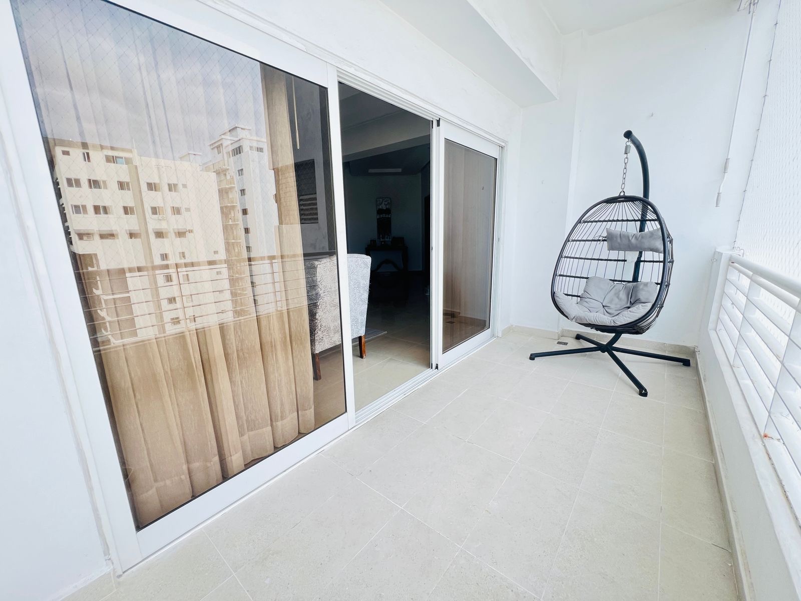 apartamentos - 📍Evaristo Morales📍NO BARRIOS, Este apartamento c 1