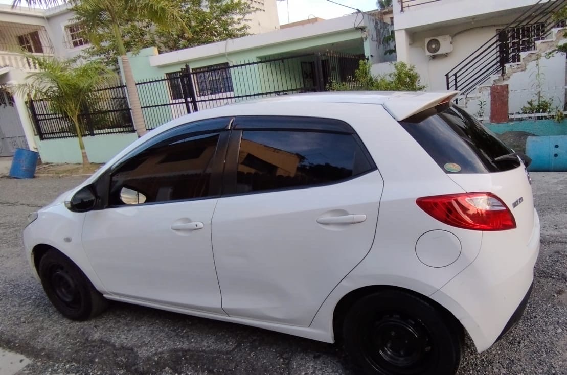 carros - Mazda Demio 2014Venta de Mazda Demio 2014