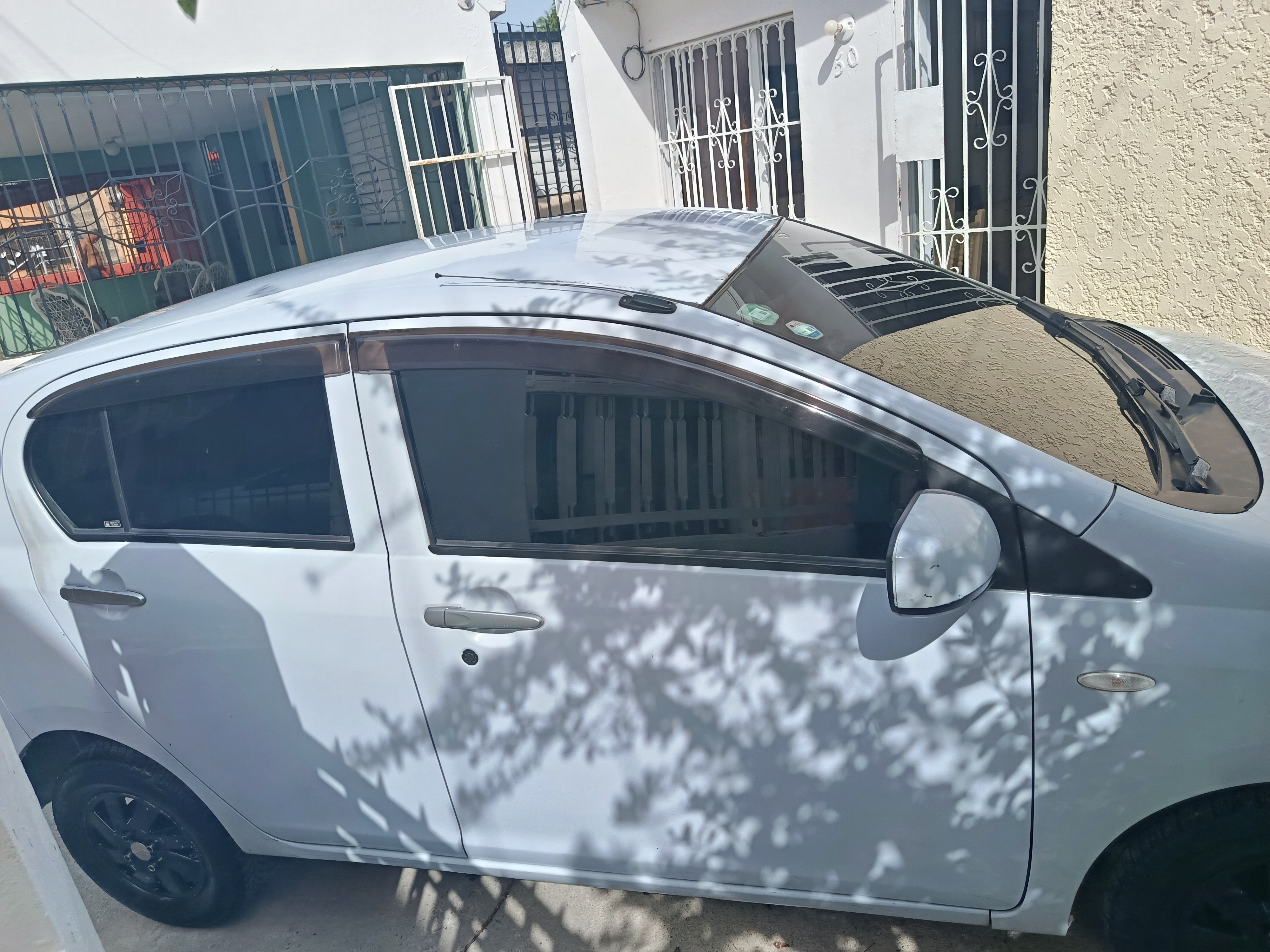 carros - Daihatsu mira 2014 Traspaso 4