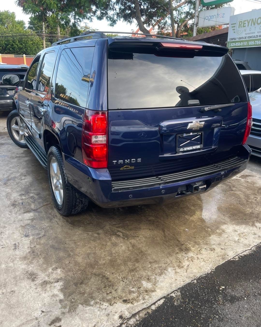jeepetas y camionetas - CHEVROLET TAHOE LTZ 2008 3