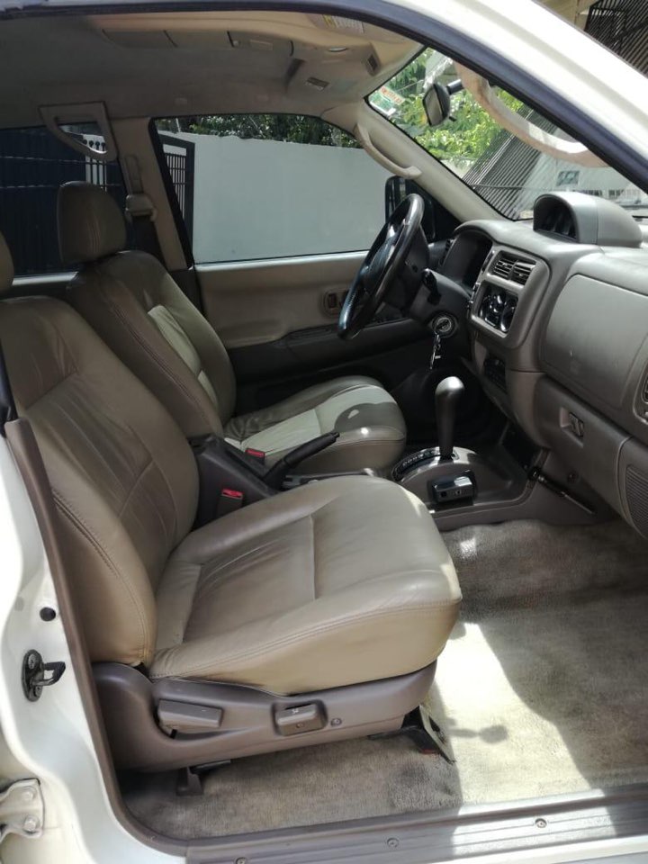 jeepetas y camionetas - Mitsubishi nativa 1999