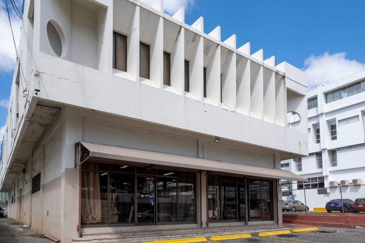 oficinas y locales comerciales - Local Edificio en Piantini Lope de Vega  0