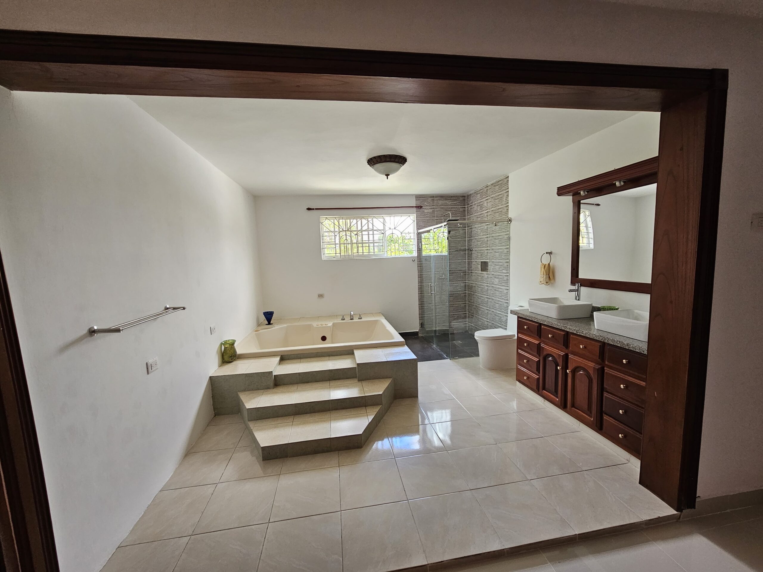casas - Casa en Venta de 2 Niveles en San Francisco de Macorís Macoris 2