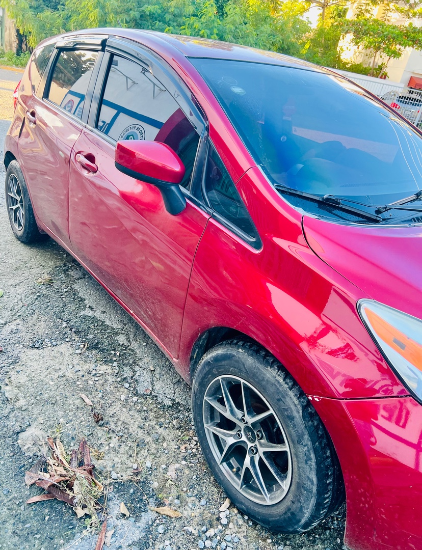 carros - NISSAN VERSA NOTE  4