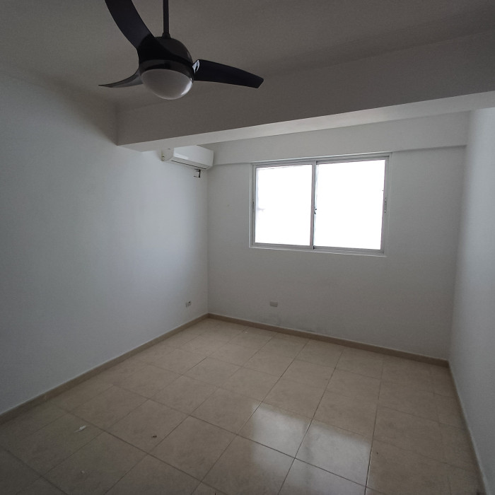 apartamentos - Apartamento en venta en Naco, Distrito Nacional! 5