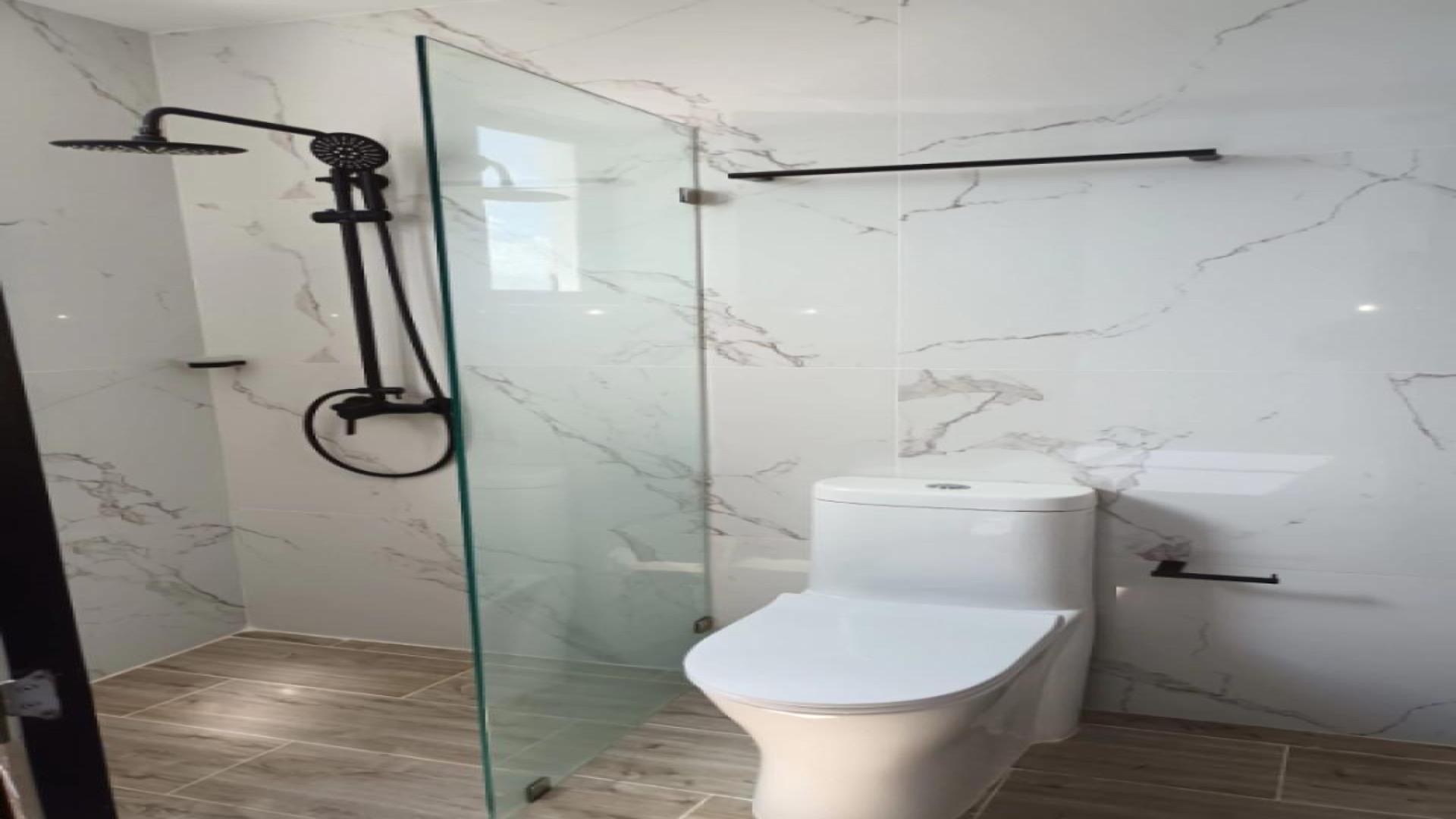 apartamentos - Alquiler Apartamento con Linea Blanca en la Av. Sarasota 7