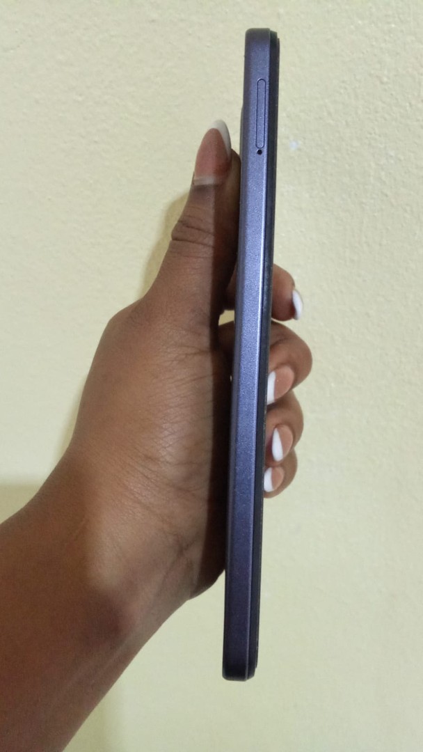celulares y tabletas - Moto G04 de 128 gb poco uso forro y proctector de pantalla usado 1