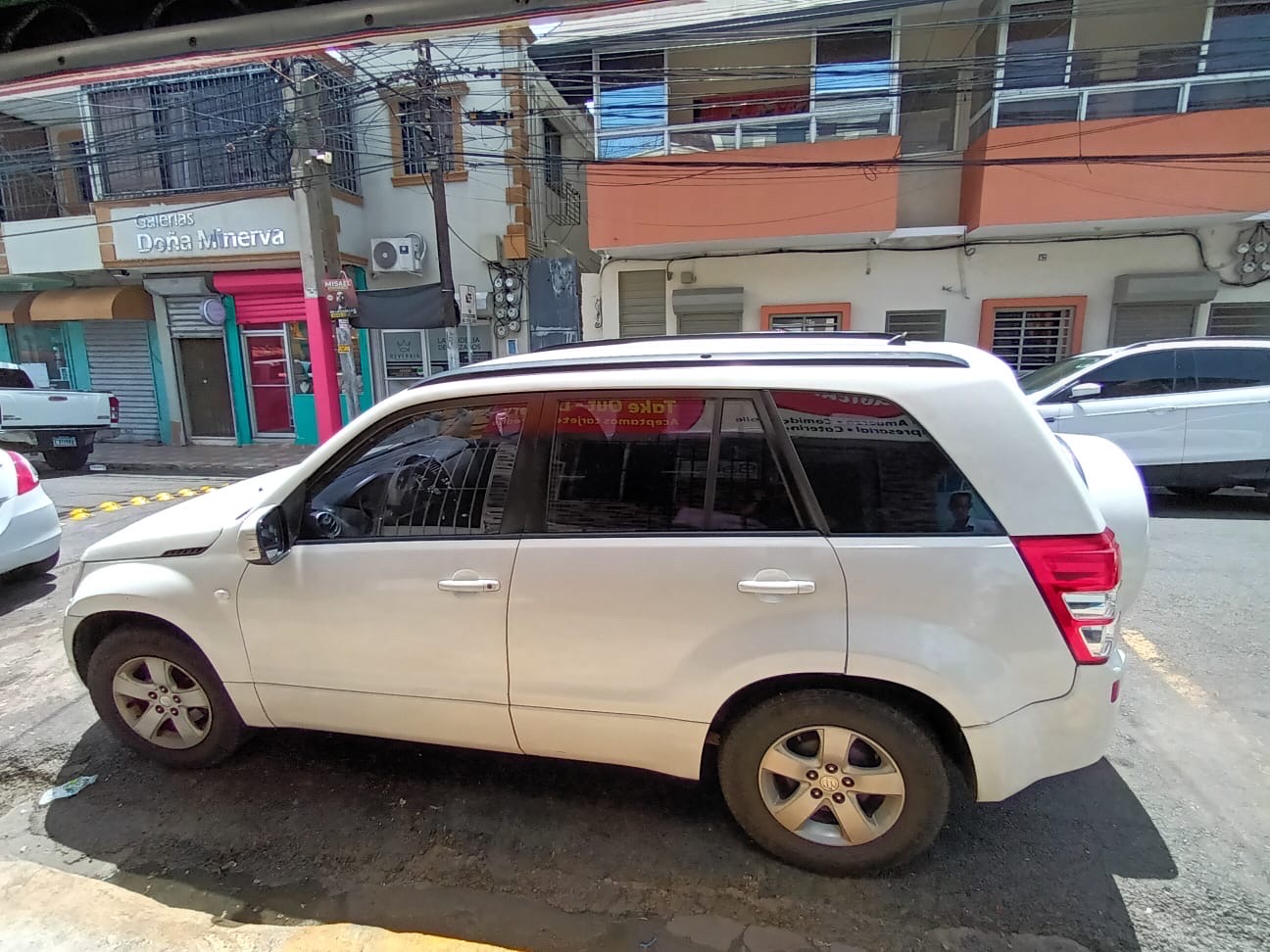 jeepetas y camionetas - Suzuki en buenas condiciones 3