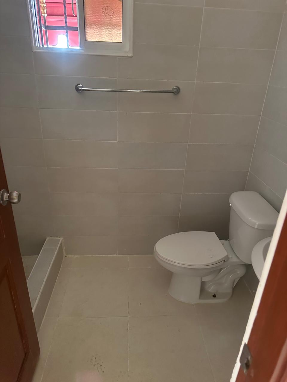 apartamentos - Alquiler en el Residencial Juan Pablo II 6