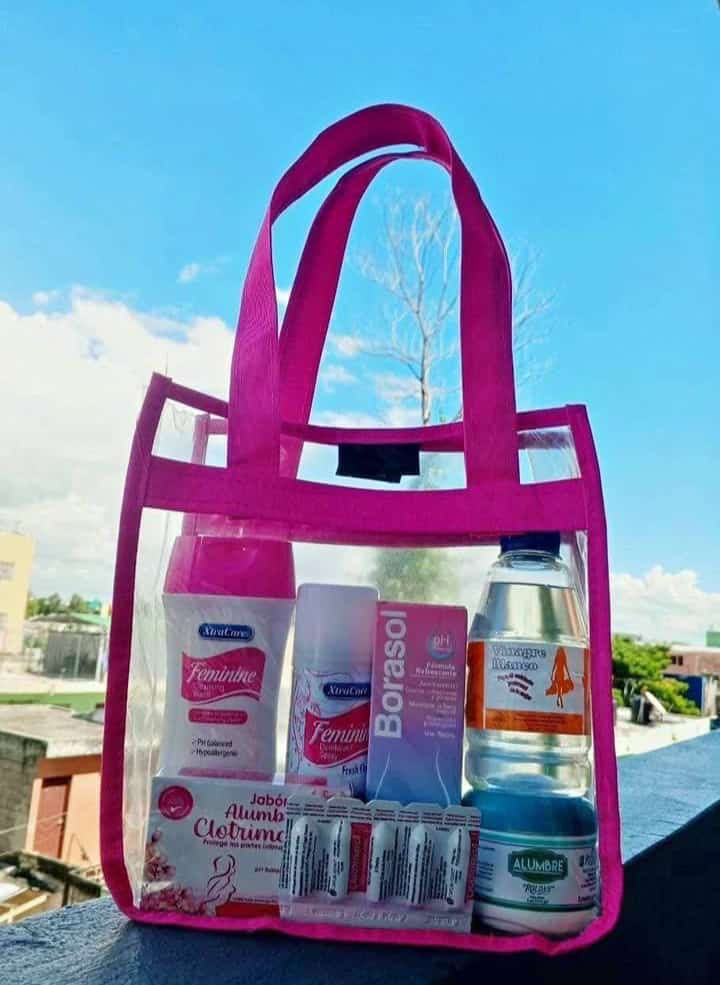 salud y belleza - Productos de higiene íntima disponible.  2