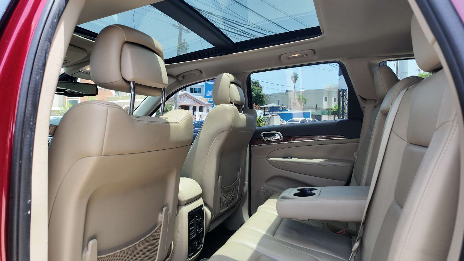 jeepetas y camionetas - JEEP GRAND CHEROKEE LIMITED 4X4 2012 3