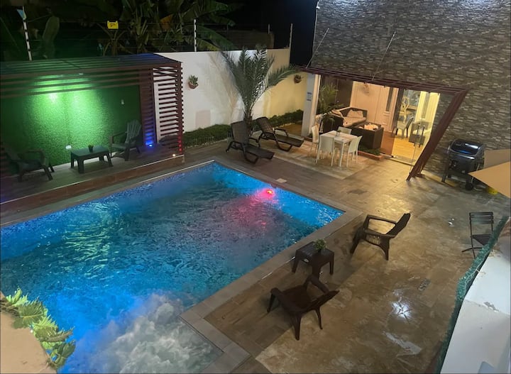casas - Casa de lujo con Piscina, Corales del Sur 1
