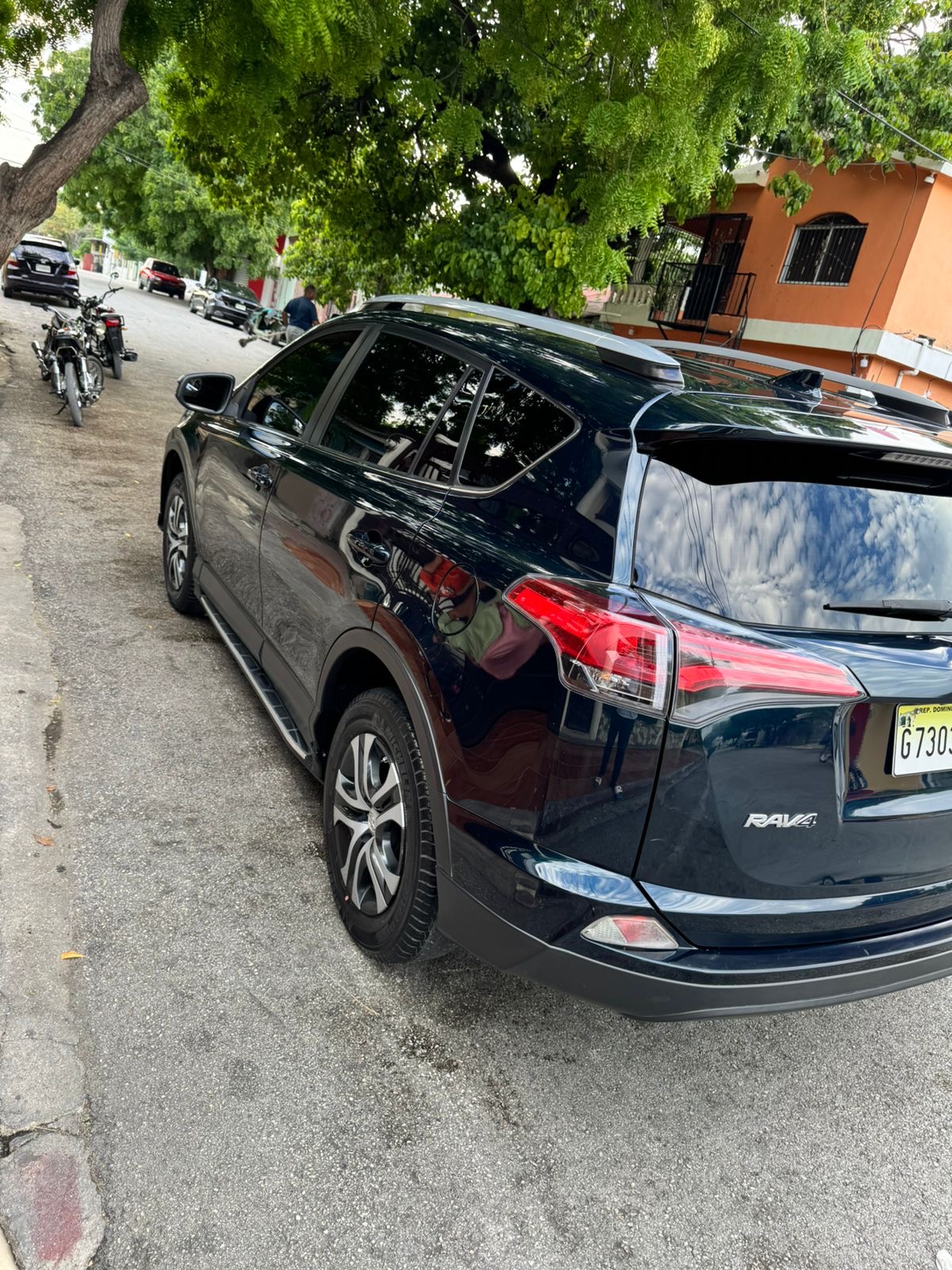 jeepetas y camionetas - Toyota Rav4 2018 LE  3