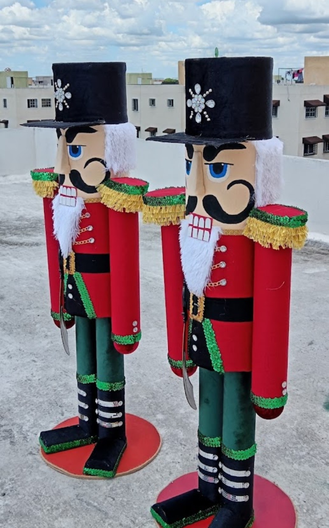 decoración y accesorios - Cascanueces y tambores en precio de pre-venta navideña 2025, aprovecha.  6