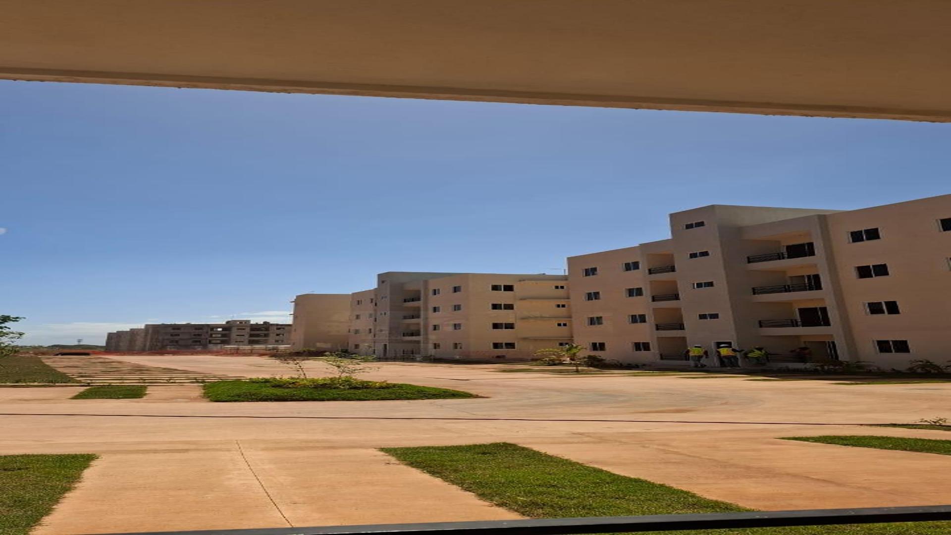 apartamentos - Primer nivel con patio en RD$4,975,000 con Bono 2