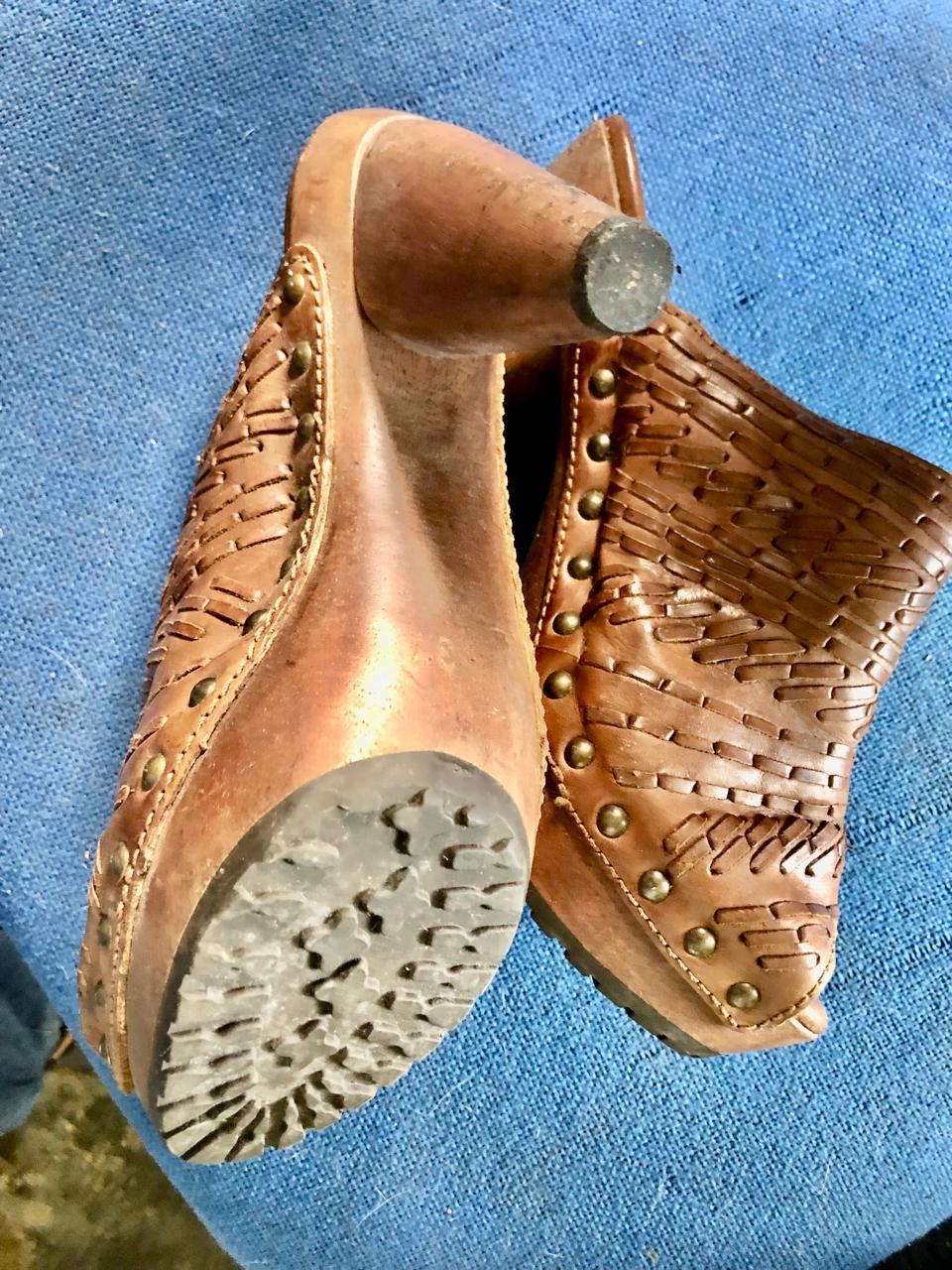 zapatos para mujer - ZAPATOS ZARA,CERRADO , EN PIEL ,#37   0