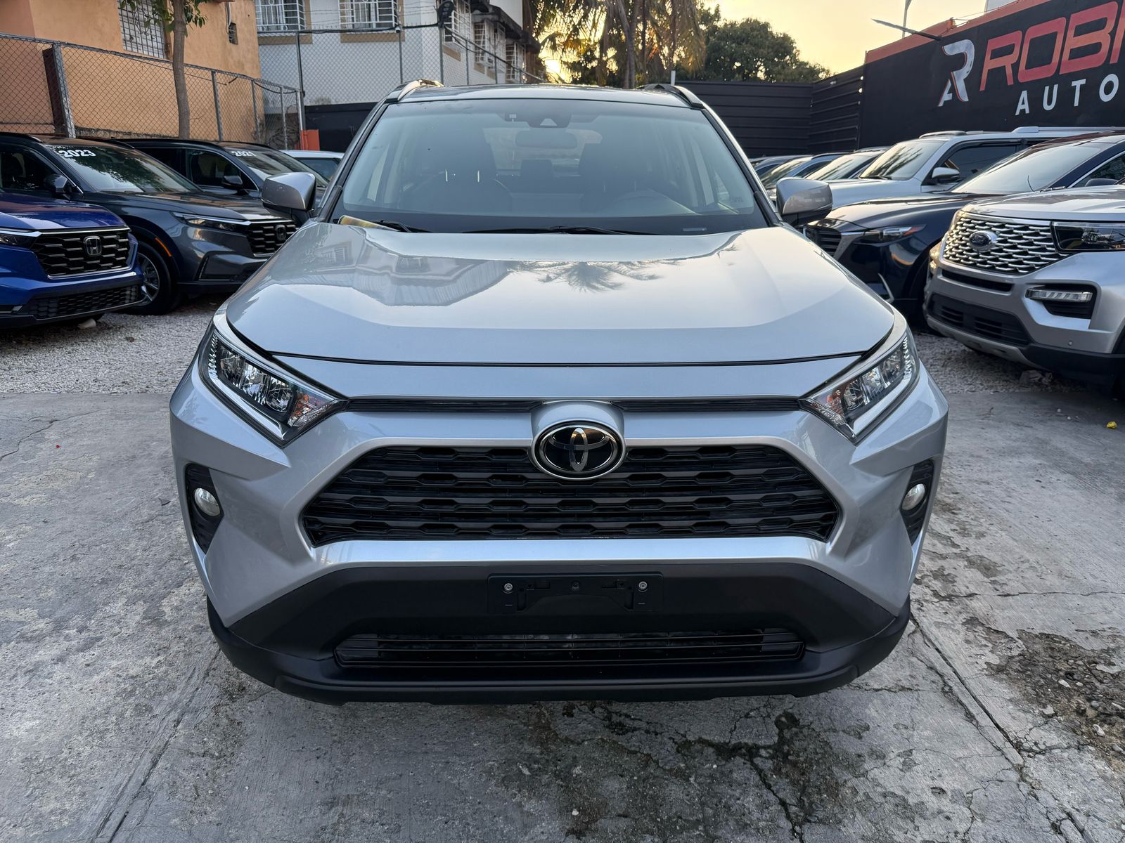 carros - TOYOTA RAV4 XLE 2019 3