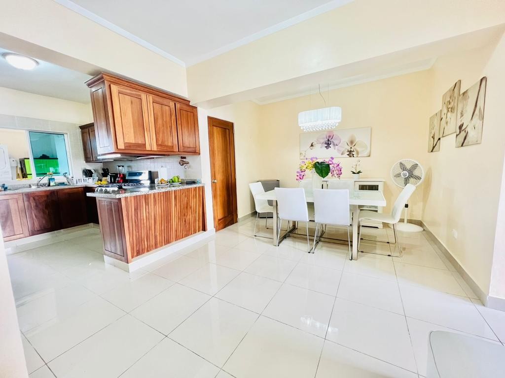 apartamentos - Se vende apartamento en Evaristo Morales 6