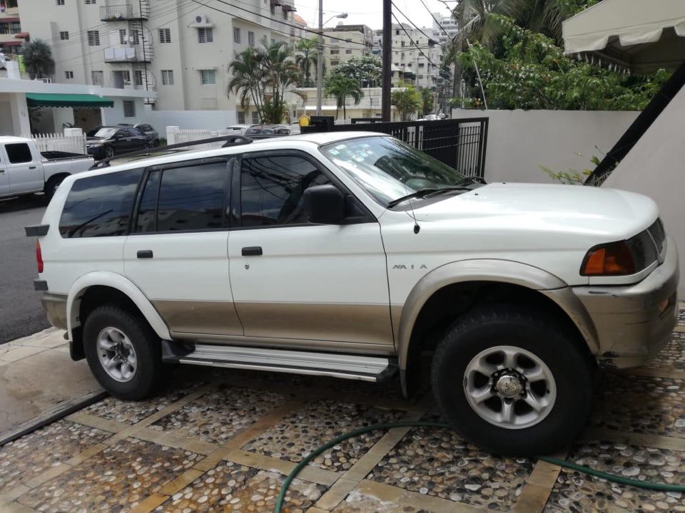 jeepetas y camionetas - Mitsubishi nativa 1999 1