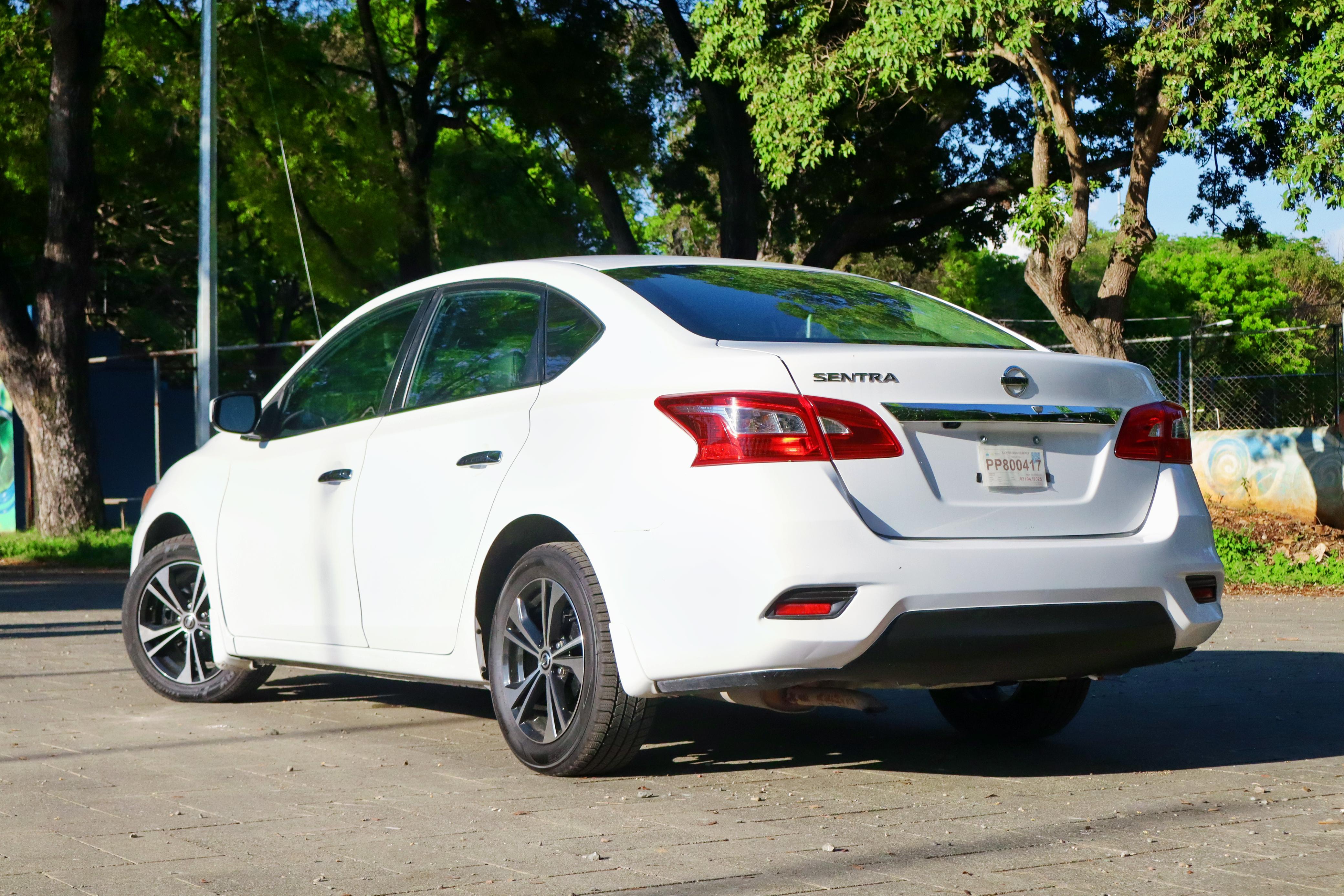carros - Verlo es comprarlo Nissan sentra S 2019 excelente condiciones clean carfax  3