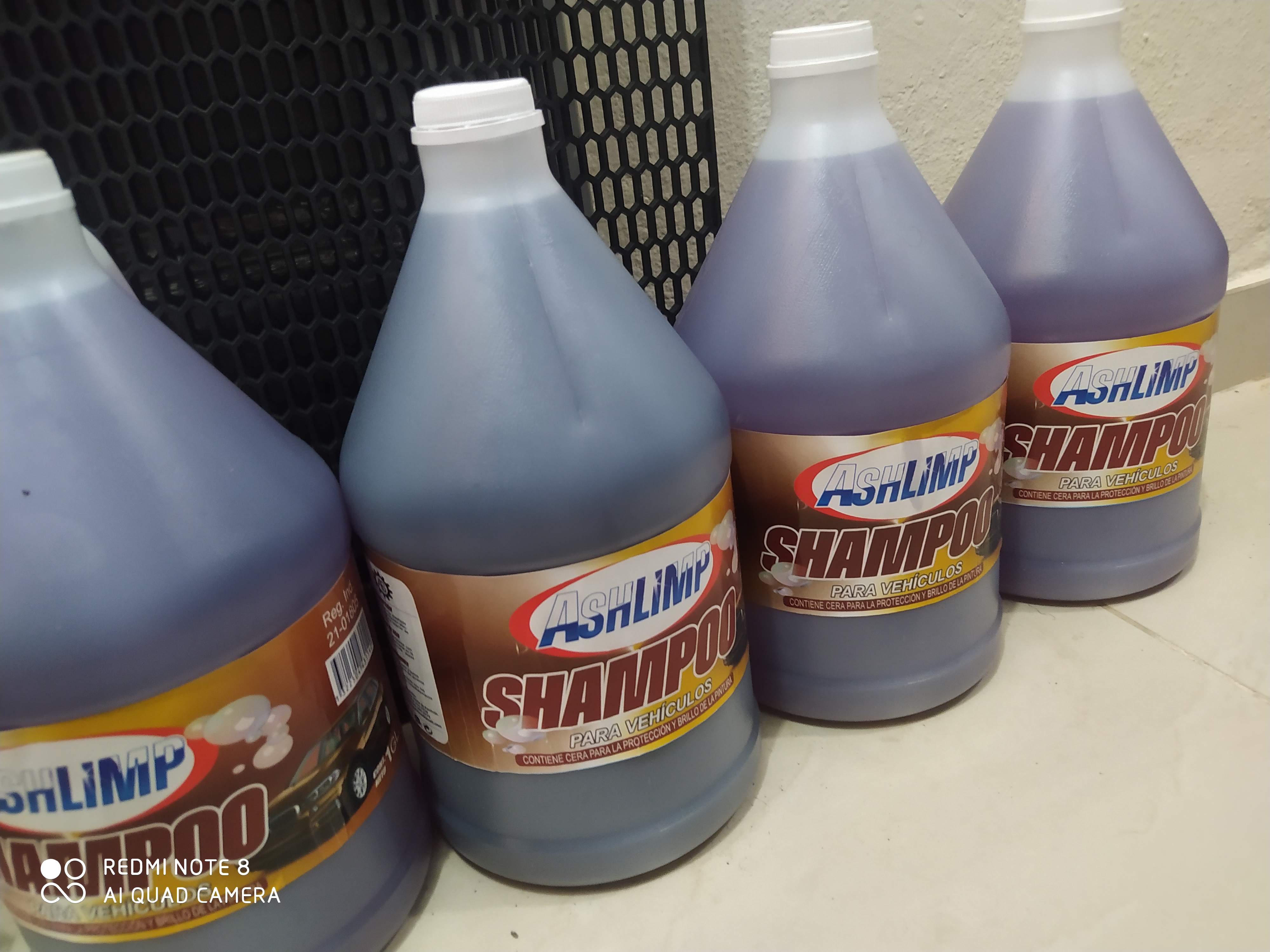 accesorios para vehiculos - Shampoo Encerado para vehículos  1