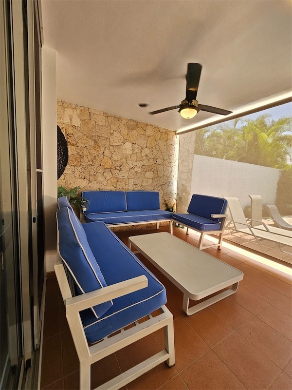 casas vacacionales y villas - Venta de Villa totalmente amueblada en Playa Nueva Romana, 324.99 Ms2 solar 6