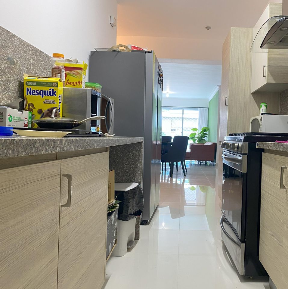 apartamentos - Apartamento remodelado de 3 habitaciones el millón 5