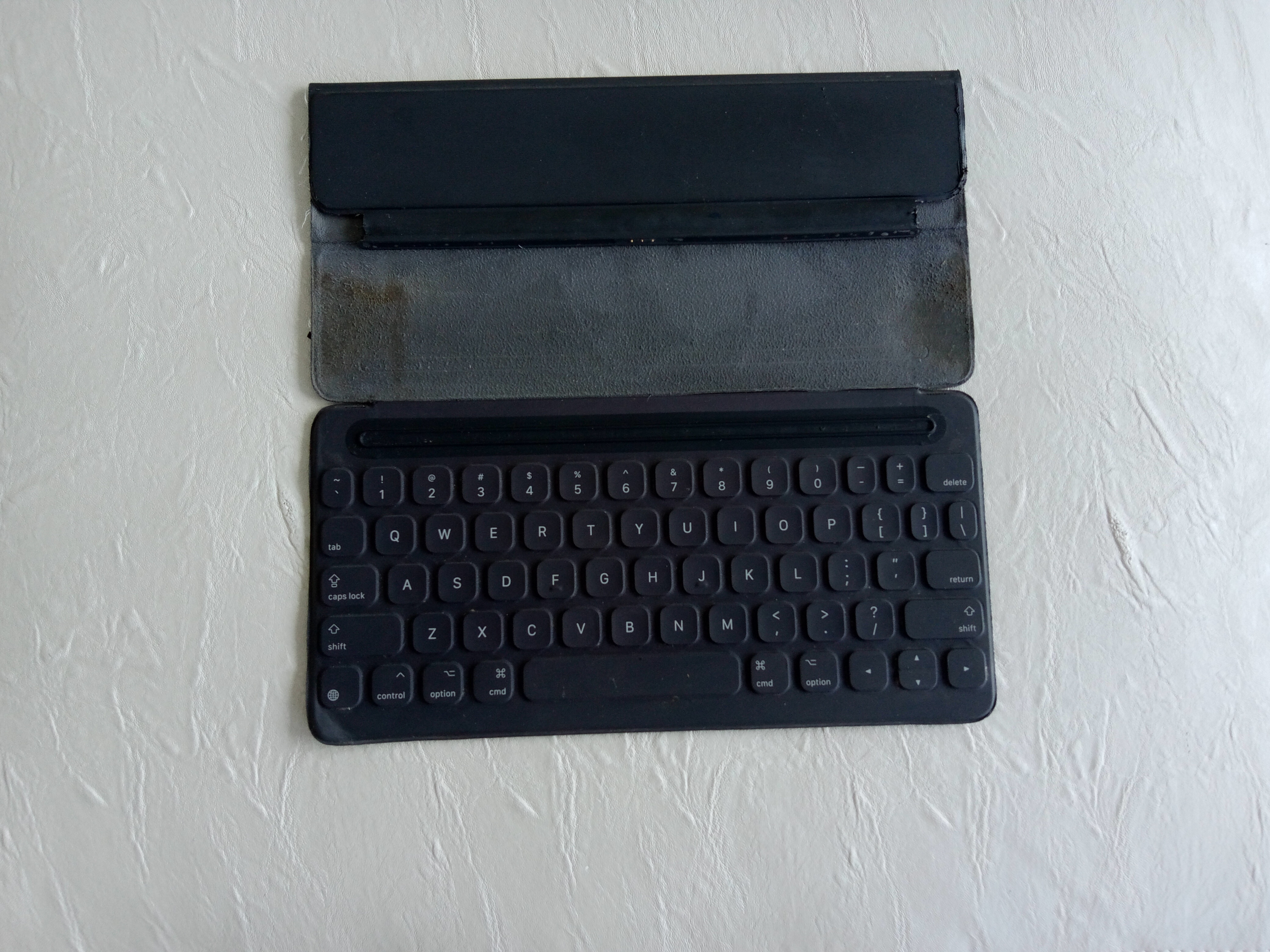 celulares y tabletas - Teclado para ipad 9va  0