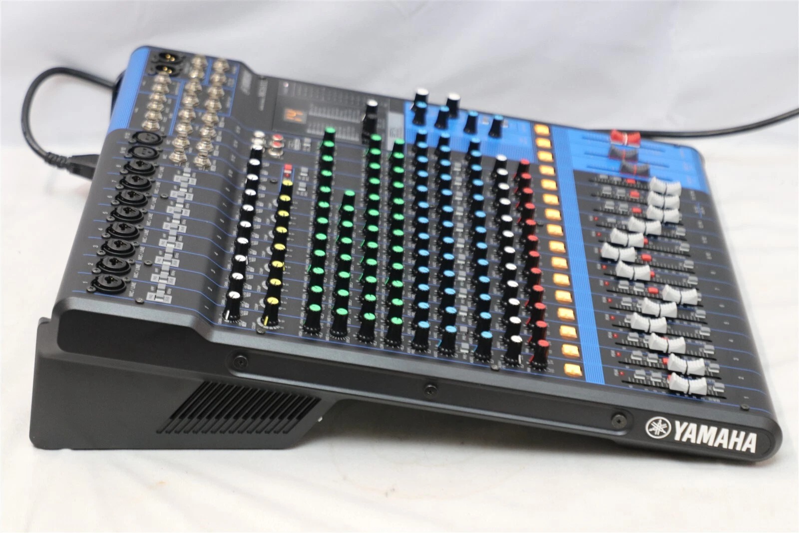 instrumentos musicales - Consola Yamaha MG16XU 3