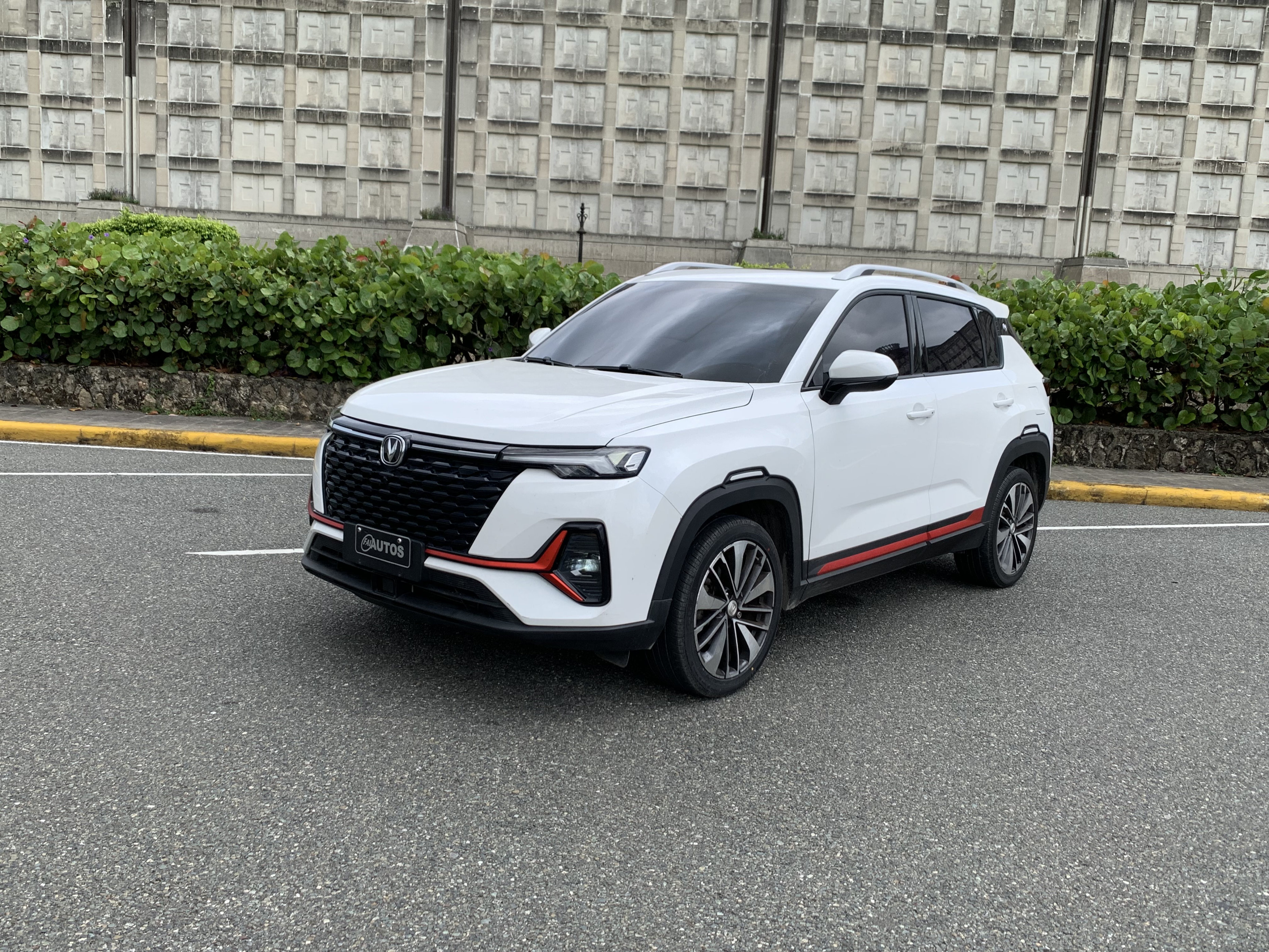 jeepetas y camionetas - vendo changan 35 plus por motivo de viaje .  2